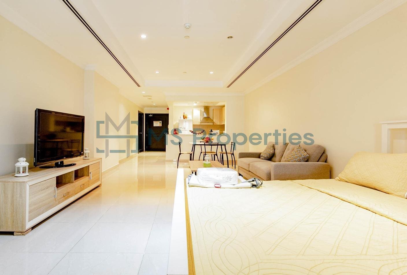 Beautiful Studio Apartment with Amazing Balcony