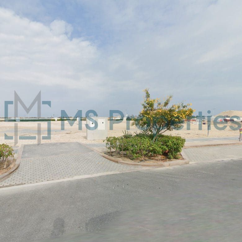 Amazing Offer 1082SQM Land for Sale in Lusail area
