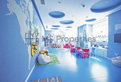 Alluring and Pristine Studio Flat + Bills Included