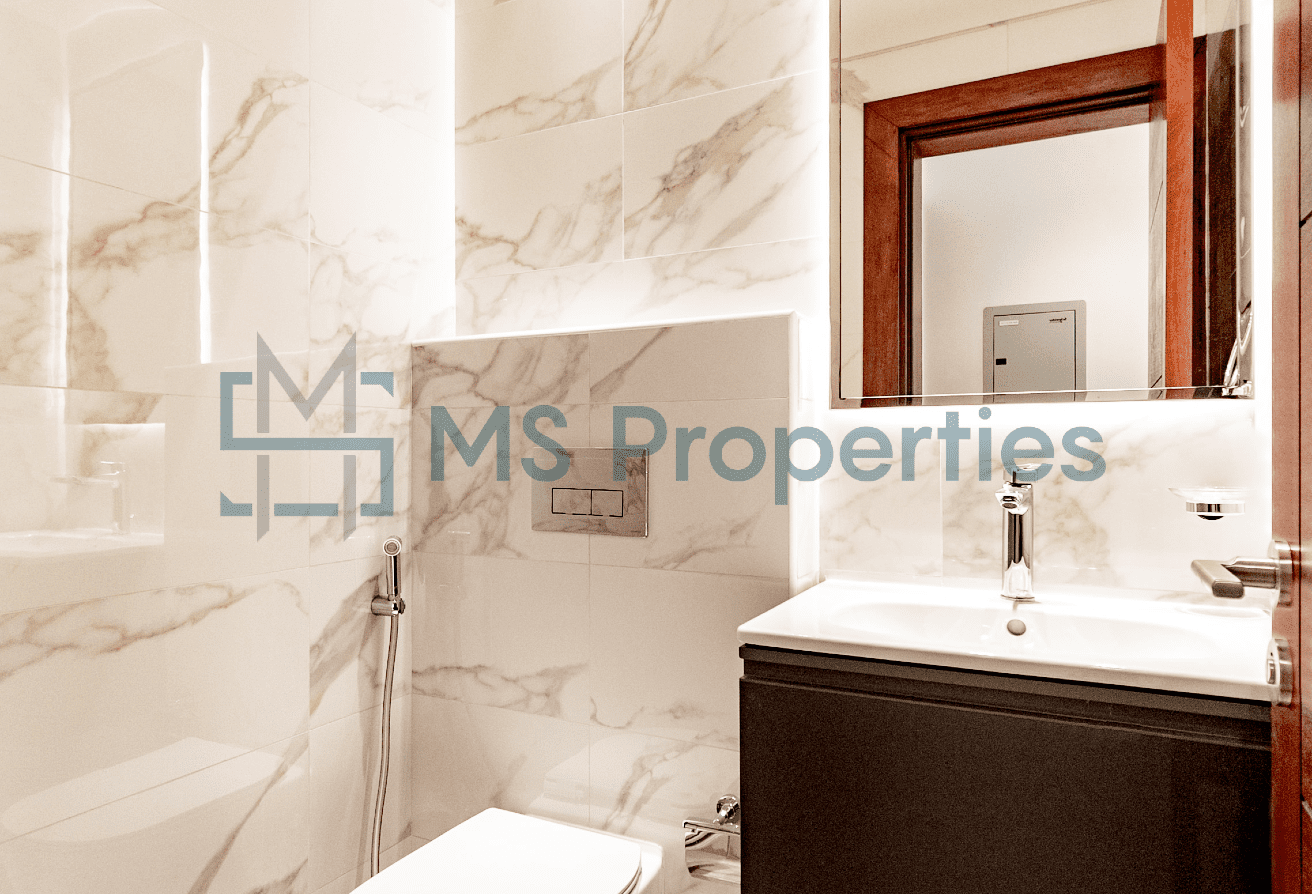 Contemporary 1BR Apartment | Move-In Ready