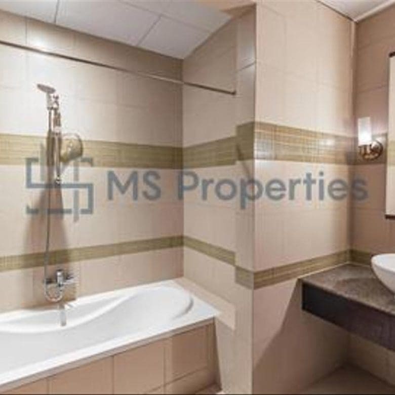 Amazing Deal 1Bedroom Apartment with Great View Balcony