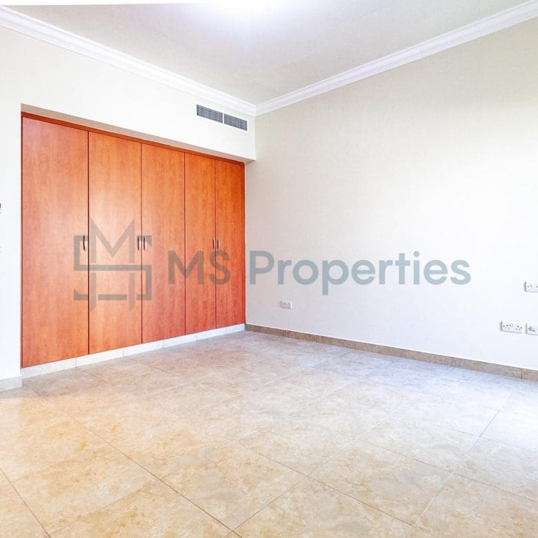 Sophisticated 3BHK+Maid Flat | High Floor