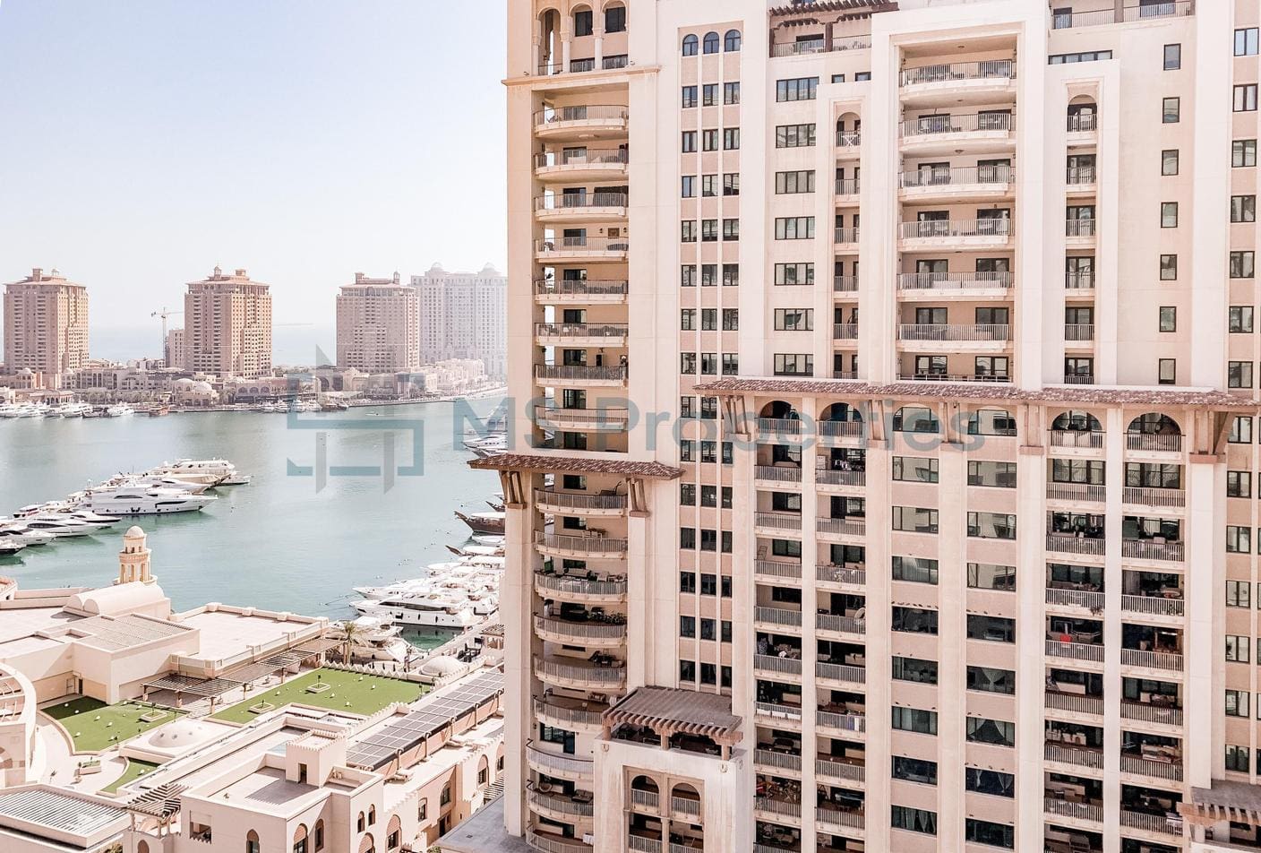 Captivating 1-Bedroom Flat with Great Window View