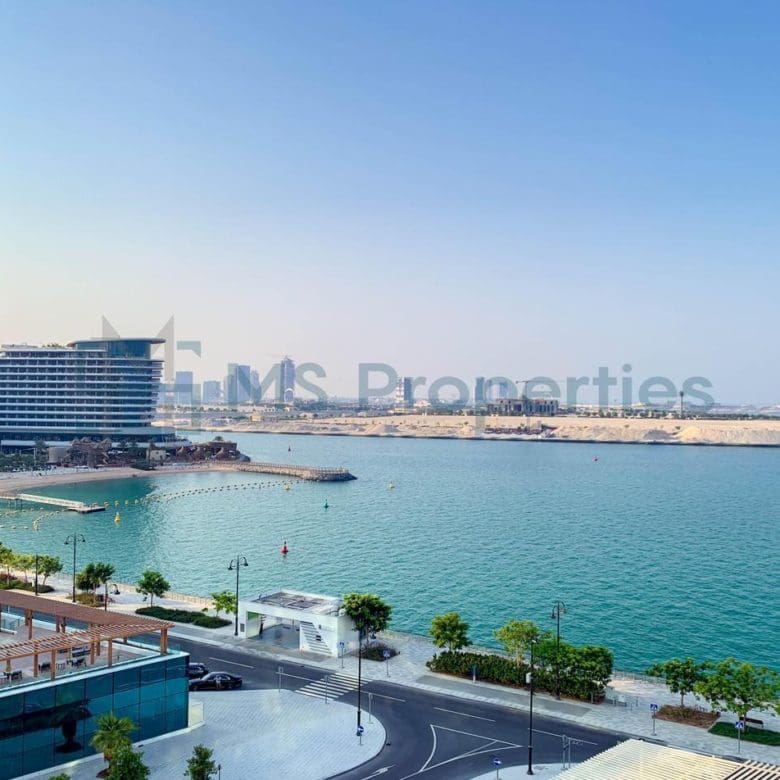 Sea View 1BHK Flat with Balcony +Bills Included