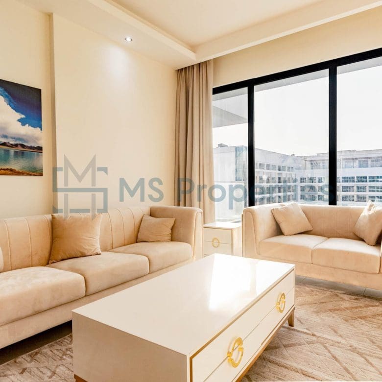 Sea View 1BHK Flat with Balcony +Bills Included