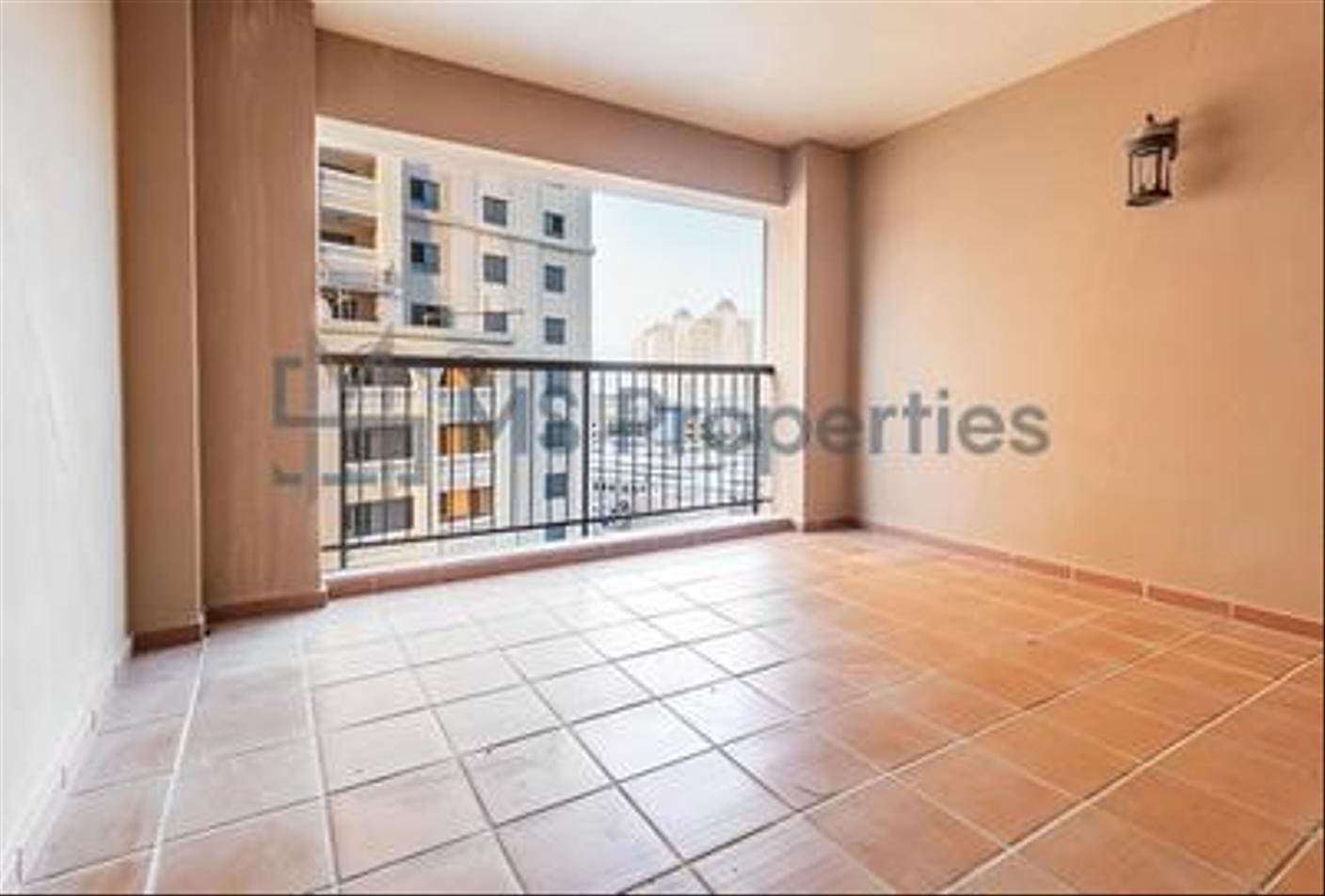 Amazing Deal 1Bedroom Apartment with Great View Balcony