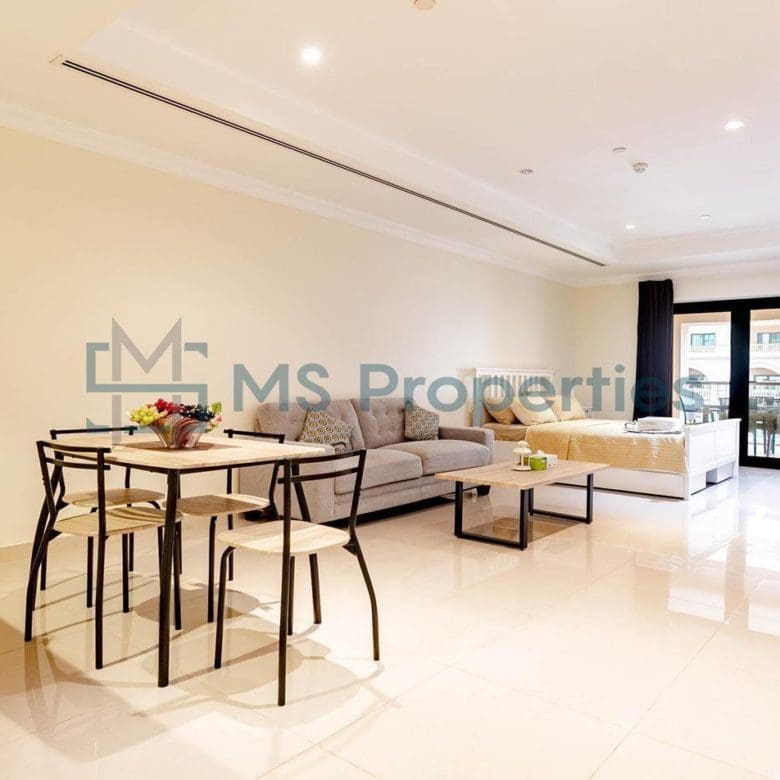 Beautiful Studio Apartment with Amazing Balcony