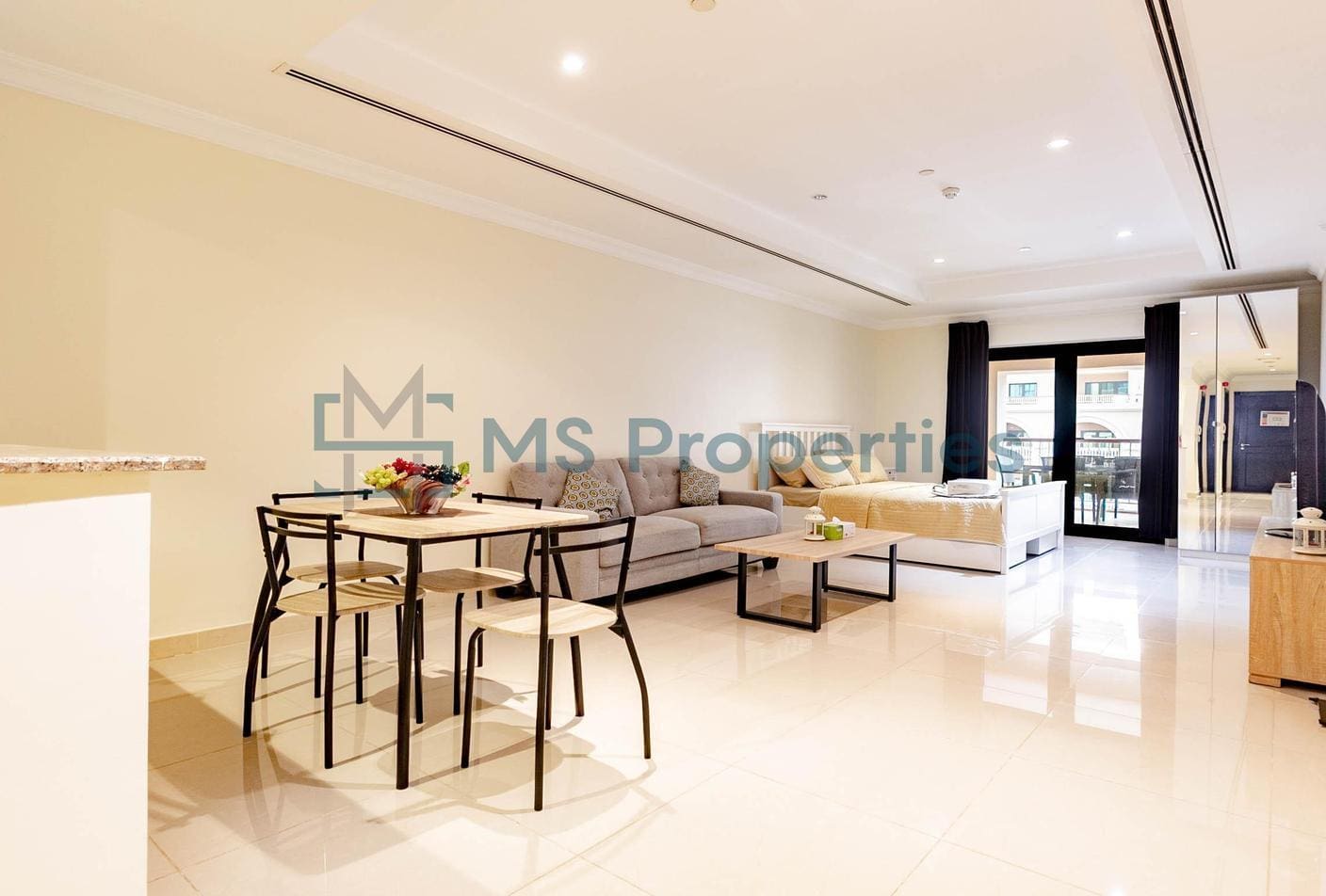 6b276edc-705e-4316-9a91-750b3b89df7a-e97f9873-e0ff-4094-bba0-780587d5e89c Beautiful Studio Apartment with Amazing Balcony