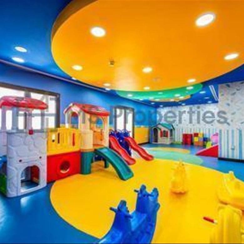 Amazing Deal 1Bedroom Apartment with Great View Balcony