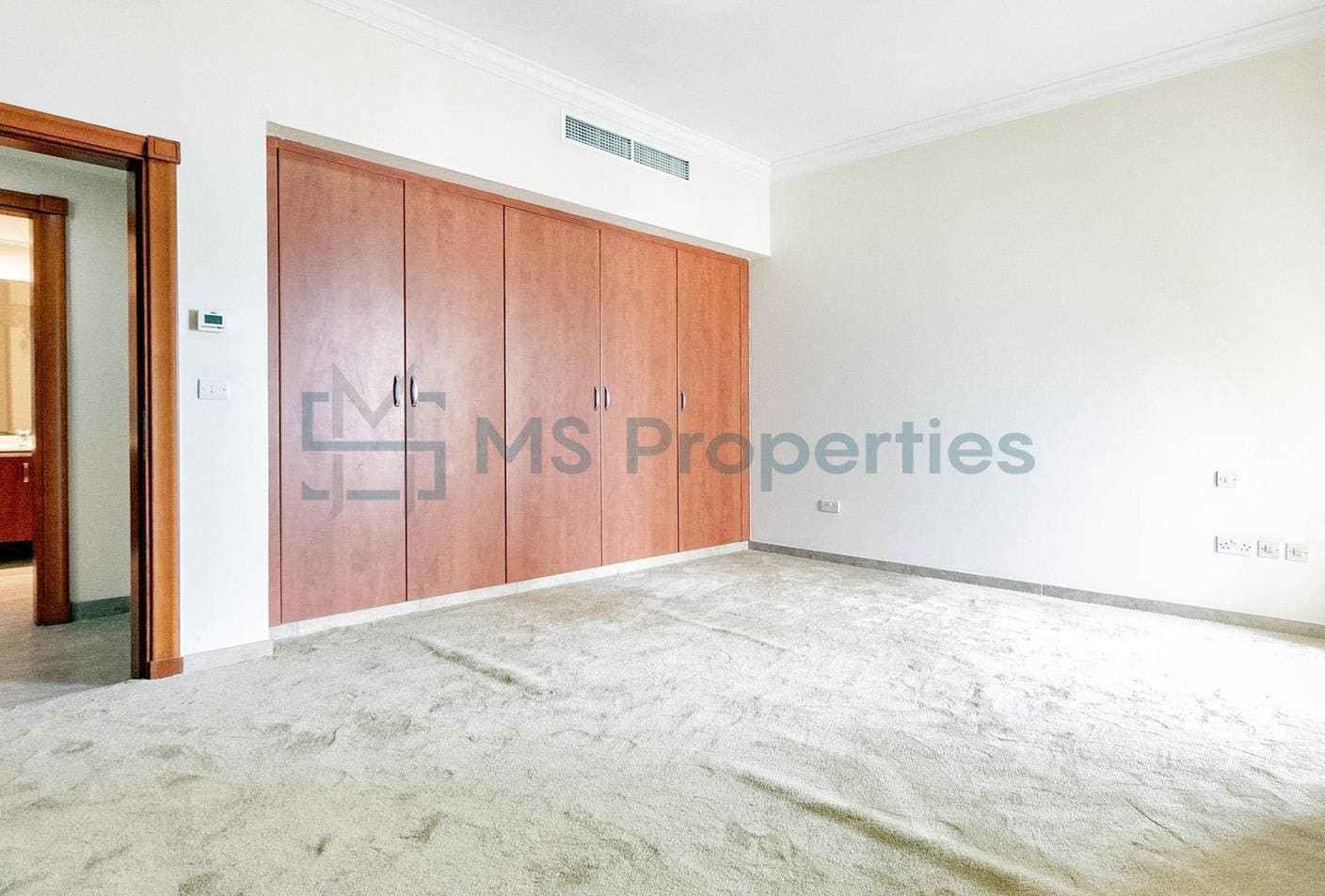 Big Space for Family 3BHK+Maid Apartment