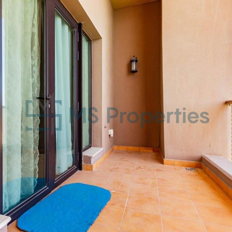Spectacular 2BHK Flat with Marina View Balcony