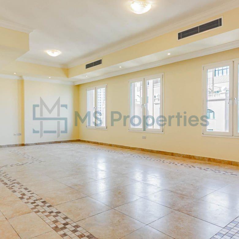 Sophisticated 3BHK+Maid Flat | High Floor