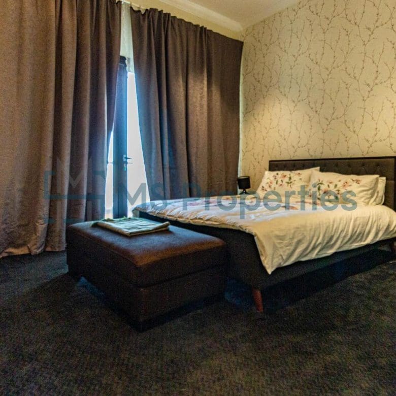 Spectacular 2BHK Flat with Marina View Balcony