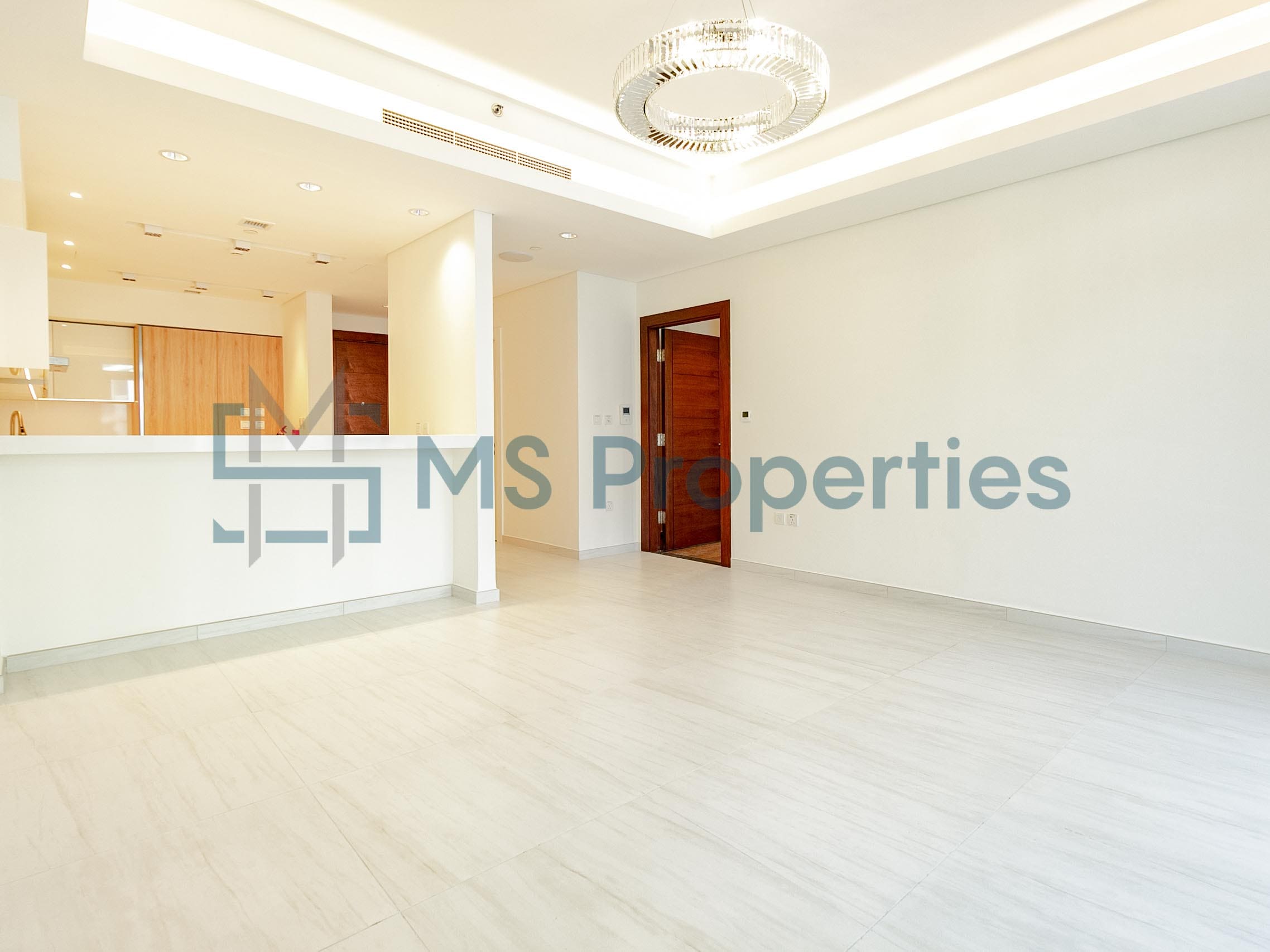 C8-1032 Bright and Clean 1BHK Flats in Gewan Island