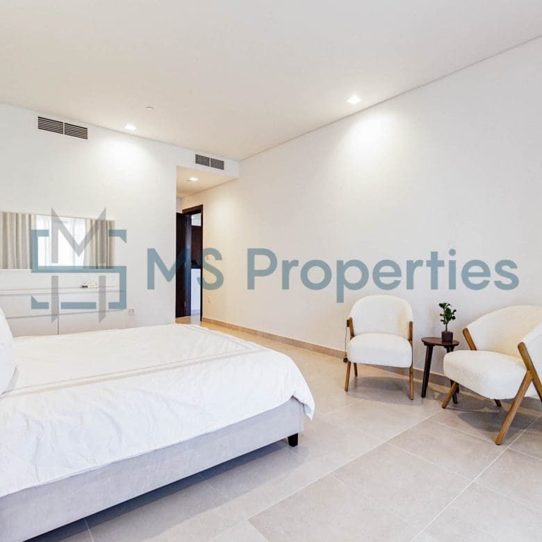 Spacious Cozy 1BHK Flat with Marina View Balcony