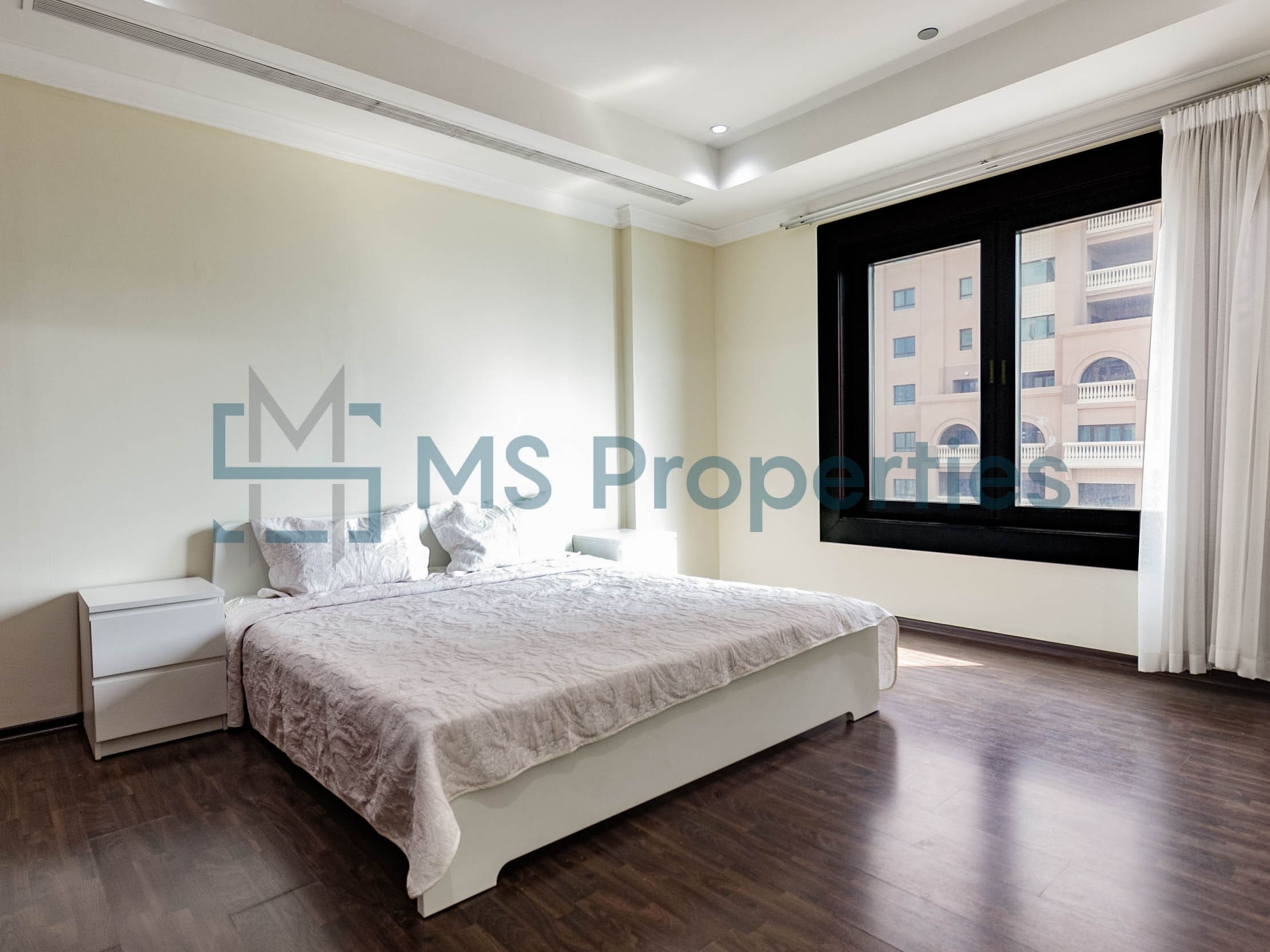 Full Marina | 2BHK Flat with Marina Balcony