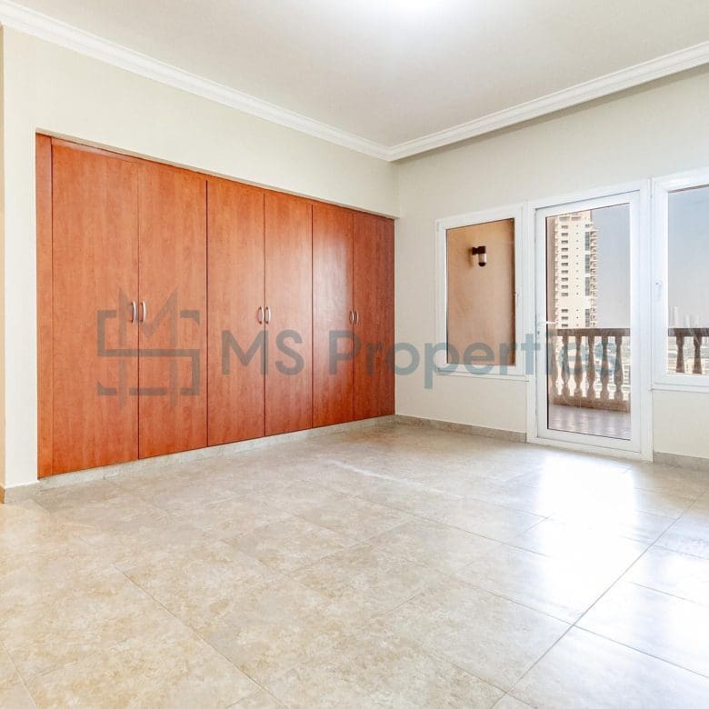 Sophisticated 3BHK+Maid Flat | High Floor