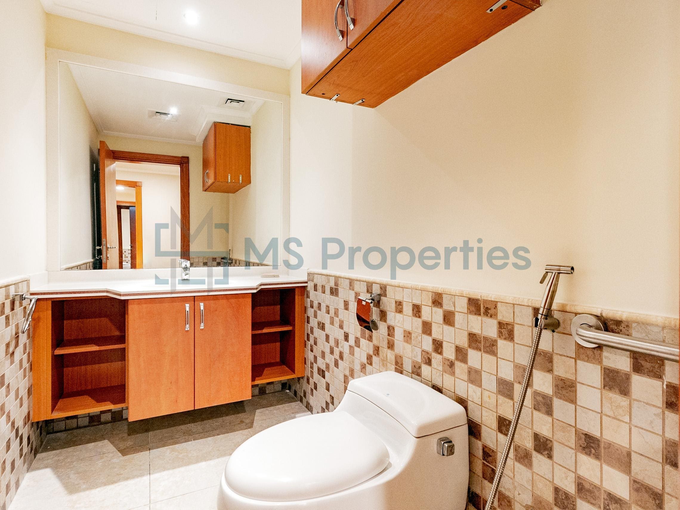 Sophisticated 3BHK+Maid Flat | High Floor
