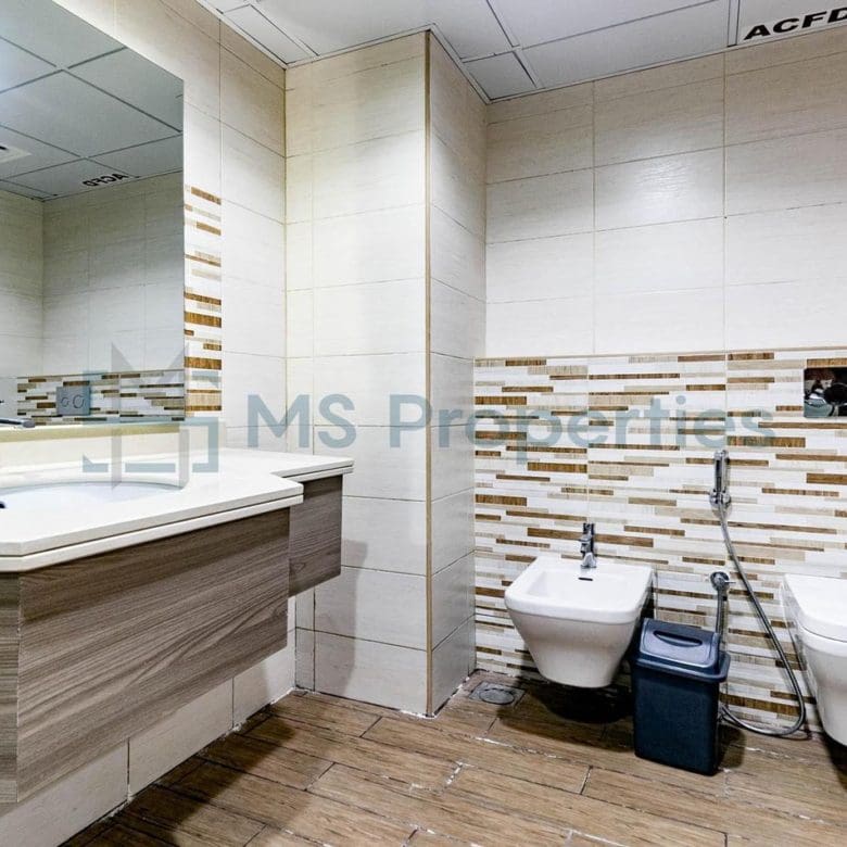 Sea View 1BHK Flat with Balcony +Bills Included