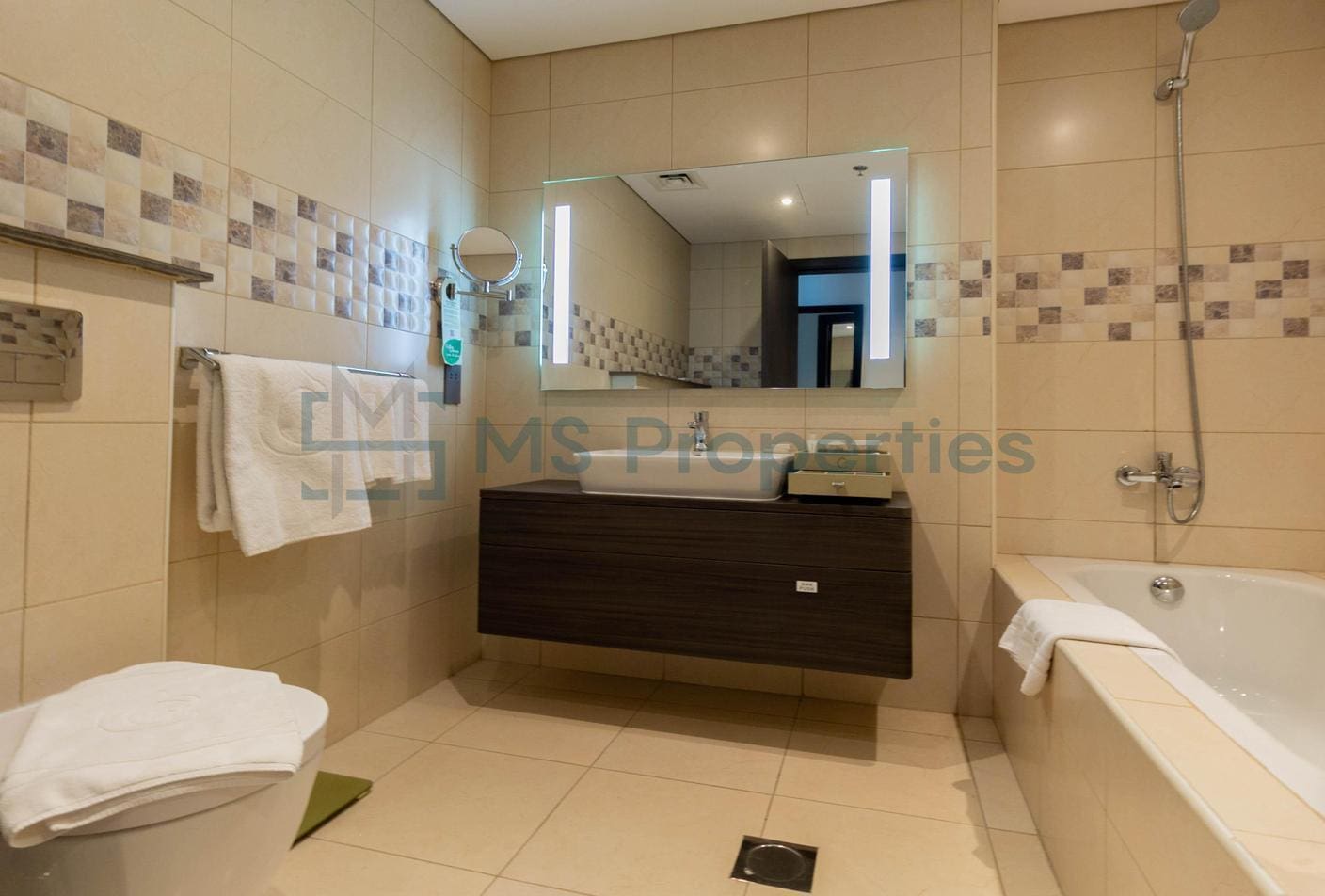 Ready to Move-in Modern 3BHK Flat +Bills Included