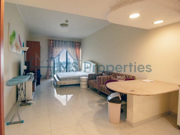 Charming Studio Apartment with Sea View Balcony