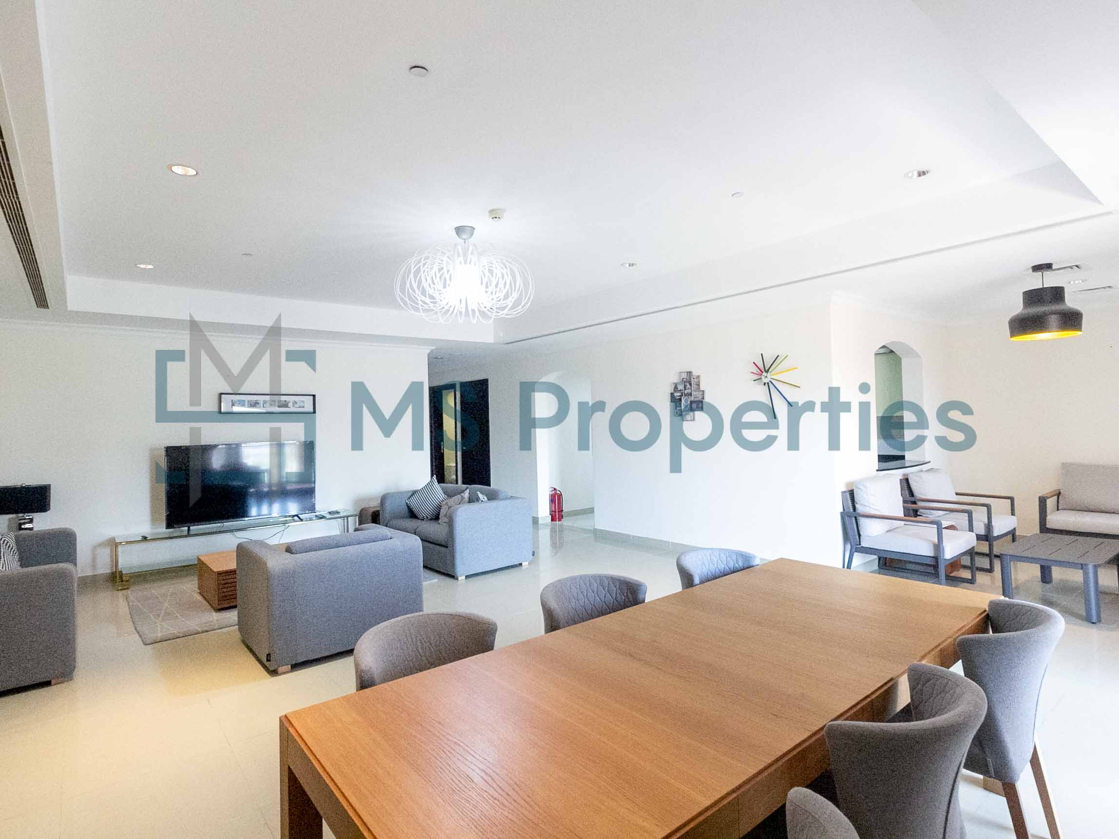 Sophisticated 2BR Apartment | Marina View Balcony
