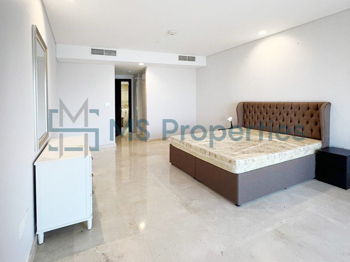 Elegant and Spacious 3BHK + Maids Room in The Pearl