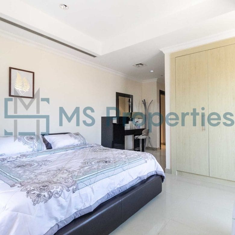 Sophisticated 2BR Apartment | Marina View Balcony