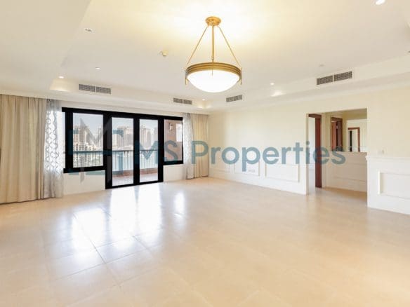 Contemporary 2BHK Apartment | Full Marina View