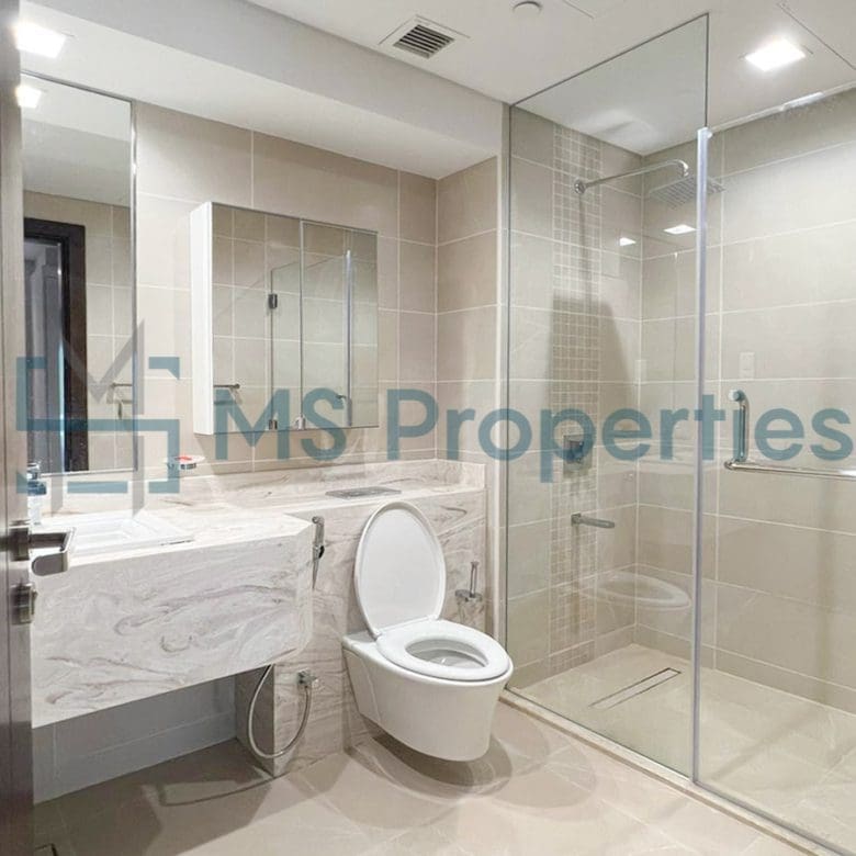 Elegant and Spacious 3BHK + Maids Room in The Pearl