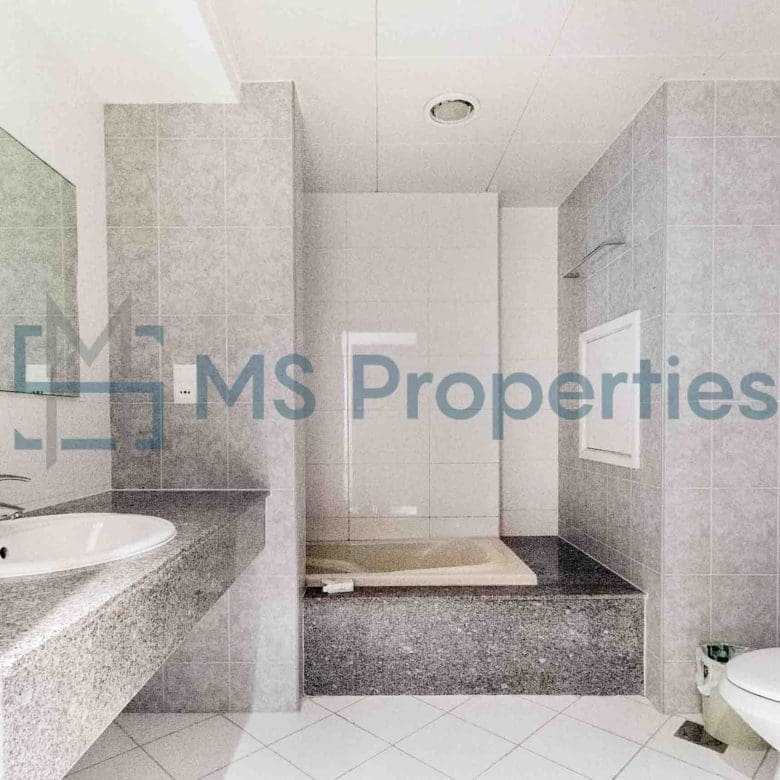 Sophisticated 2BR Apartment | Marina View Balcony
