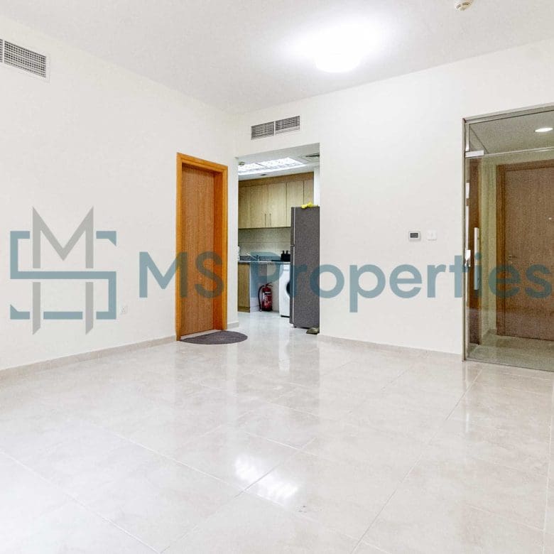 Amazing 1BHK Flat with Balcony For Sale in Lusail