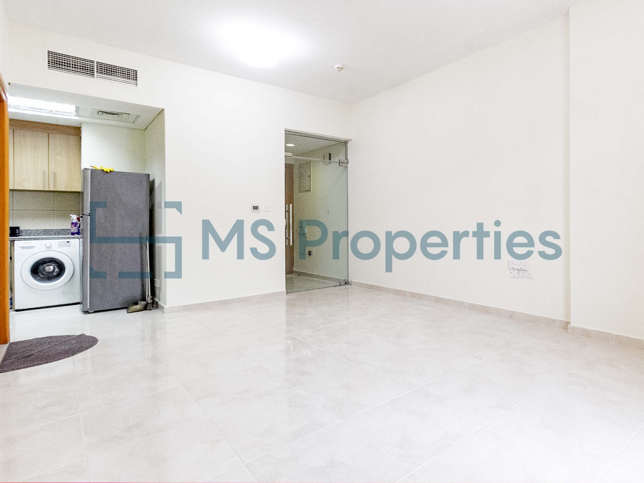 Amazing 1BHK Flat with Balcony For Sale in Lusail