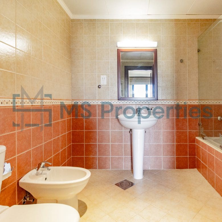 Contemporary 2BHK Apartment | Full Marina View