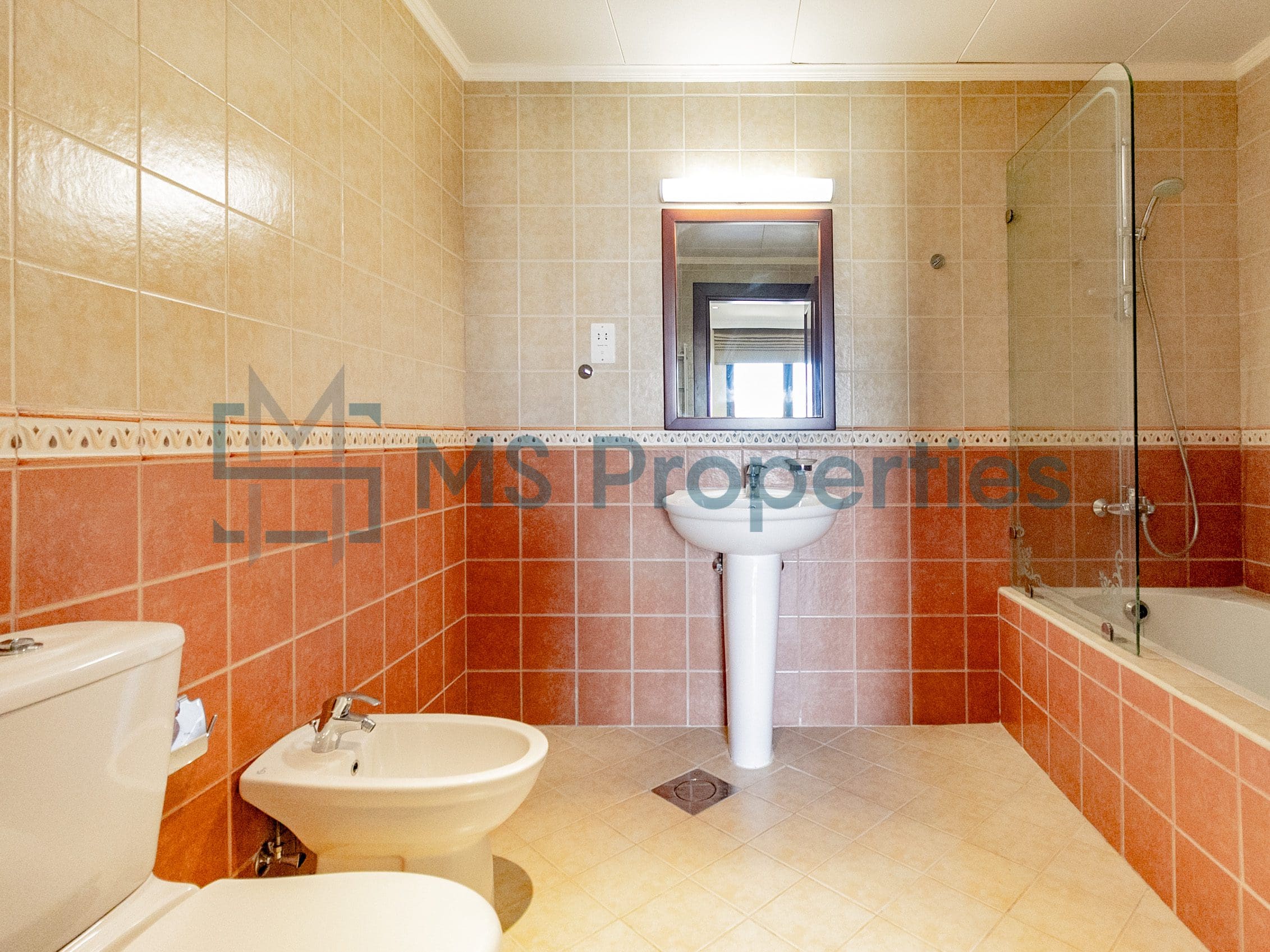 Contemporary 2BHK Apartment | Full Marina View