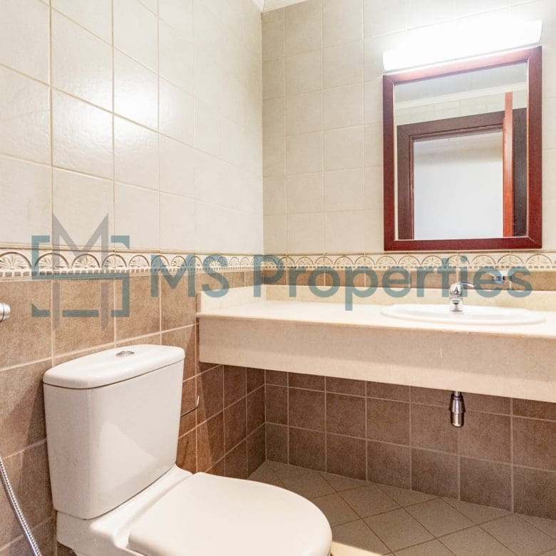 Contemporary 2BHK Apartment | Full Marina View