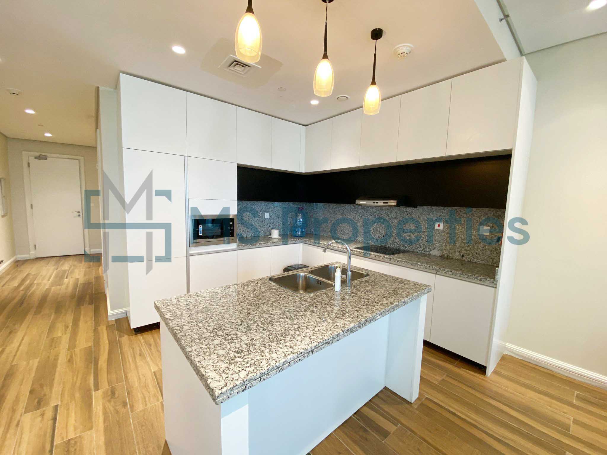 Stunning and Classic 2BHK Flat in The Pearl Area