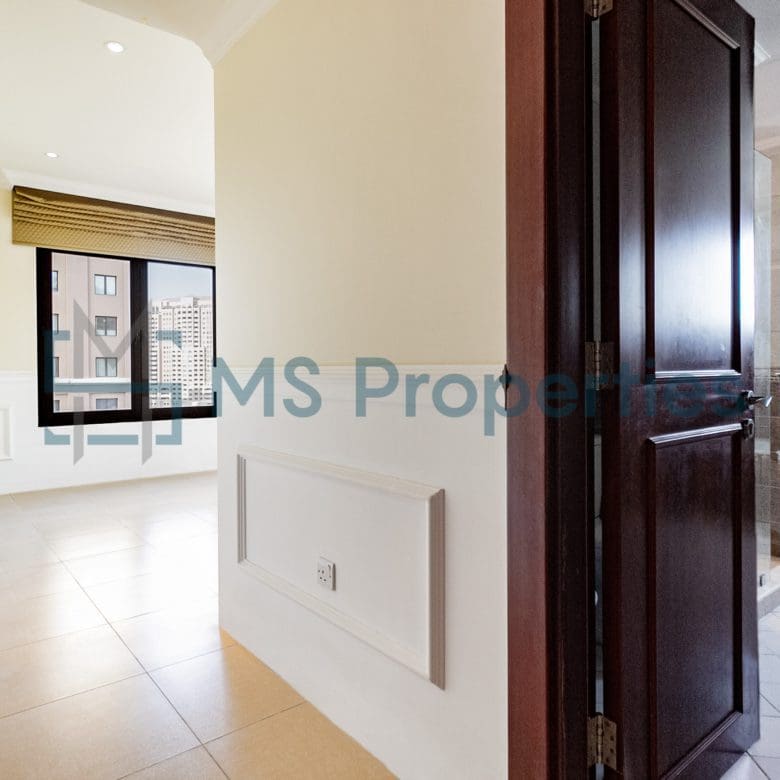 Contemporary 2BHK Apartment | Full Marina View