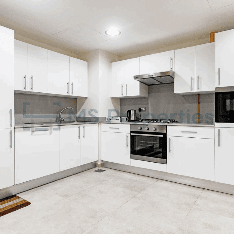 Perfect 1BR Apartment with Balcony +Bills Included