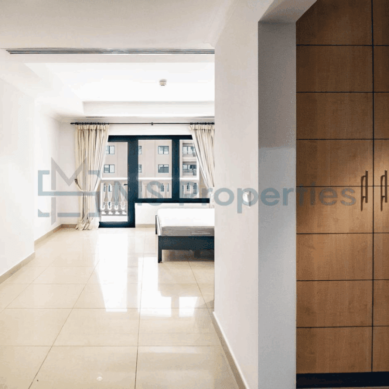 Spacious 1BHK Apartment with Balcony in The Pearl
