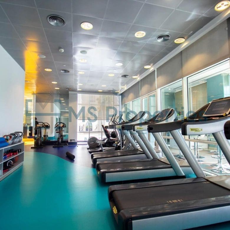 Gorgeous Studio Apartment with Sea View Balcony