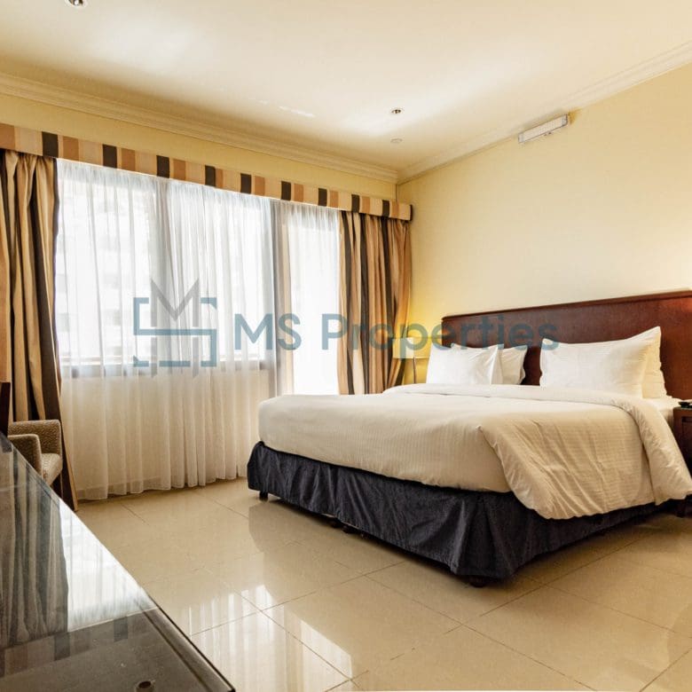Stunningly Furnished 1BHK Flat in Amazing Location