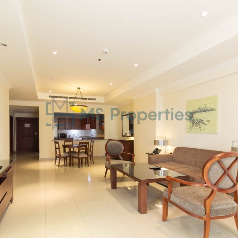 Stunningly Furnished 1BHK Flat in Amazing Location