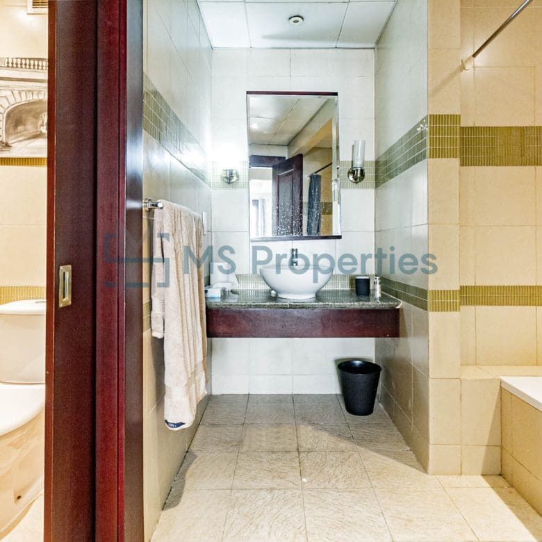 Move-In Today | 1BR Aparment with Stunning View