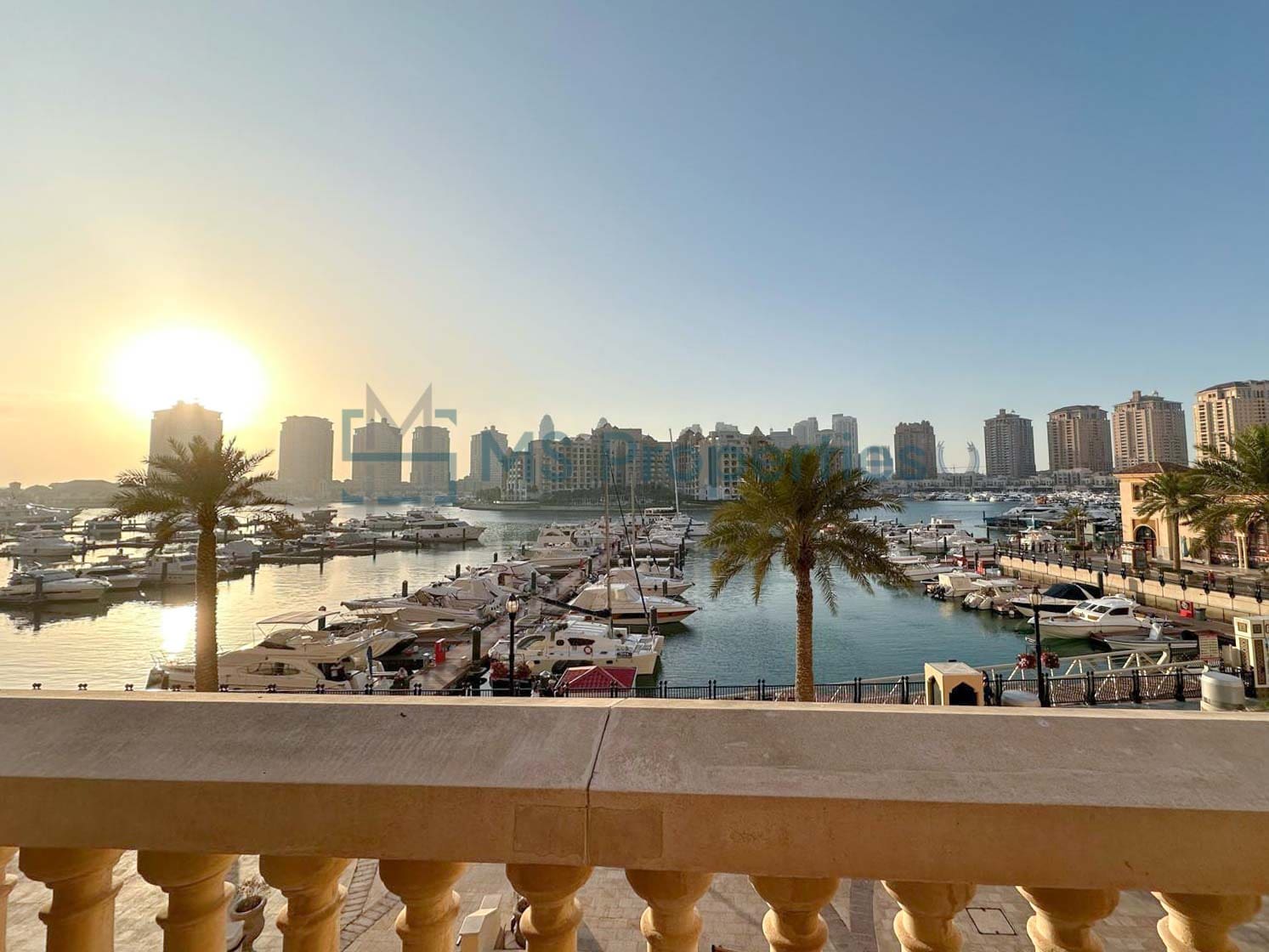 Spacious 4BR + Maid’s Townhouse the Prime location of The Pearl