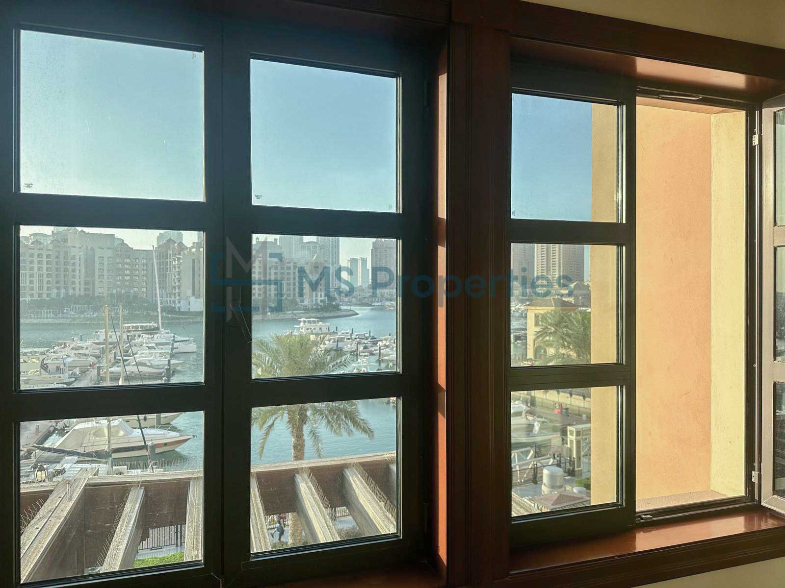 Spacious 4BR + Maid’s Townhouse the Prime location of The Pearl
