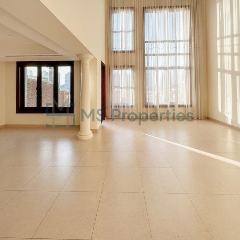 Spacious 4BR + Maid’s Townhouse the Prime location of The Pearl