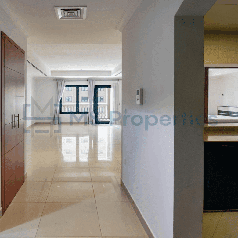 Spacious 1BHK Apartment with Balcony in The Pearl