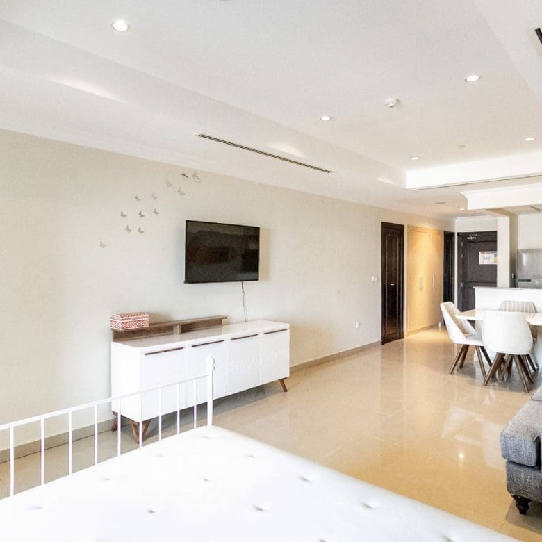 Cozy and Stylish Studio Flat with Amawing View