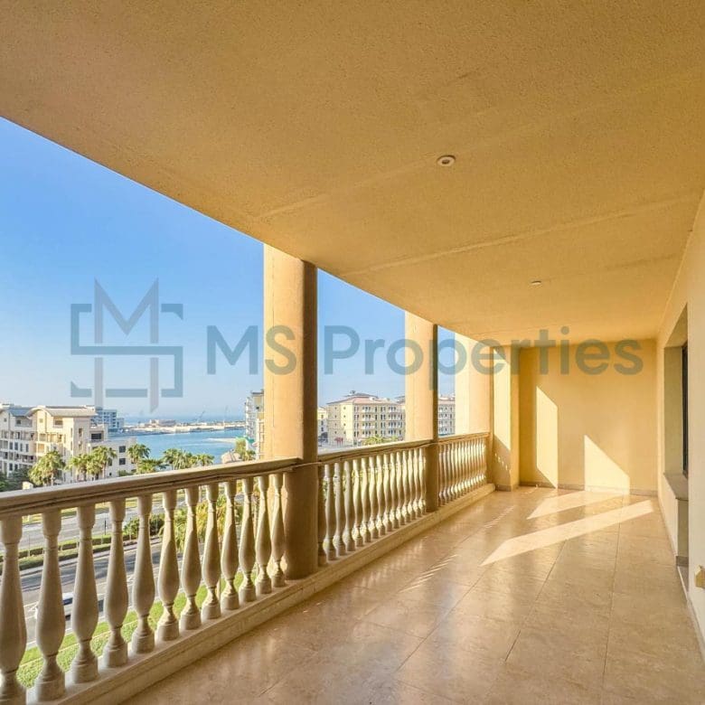 Spacious 1BHK in The Pearl with Great View Balcony